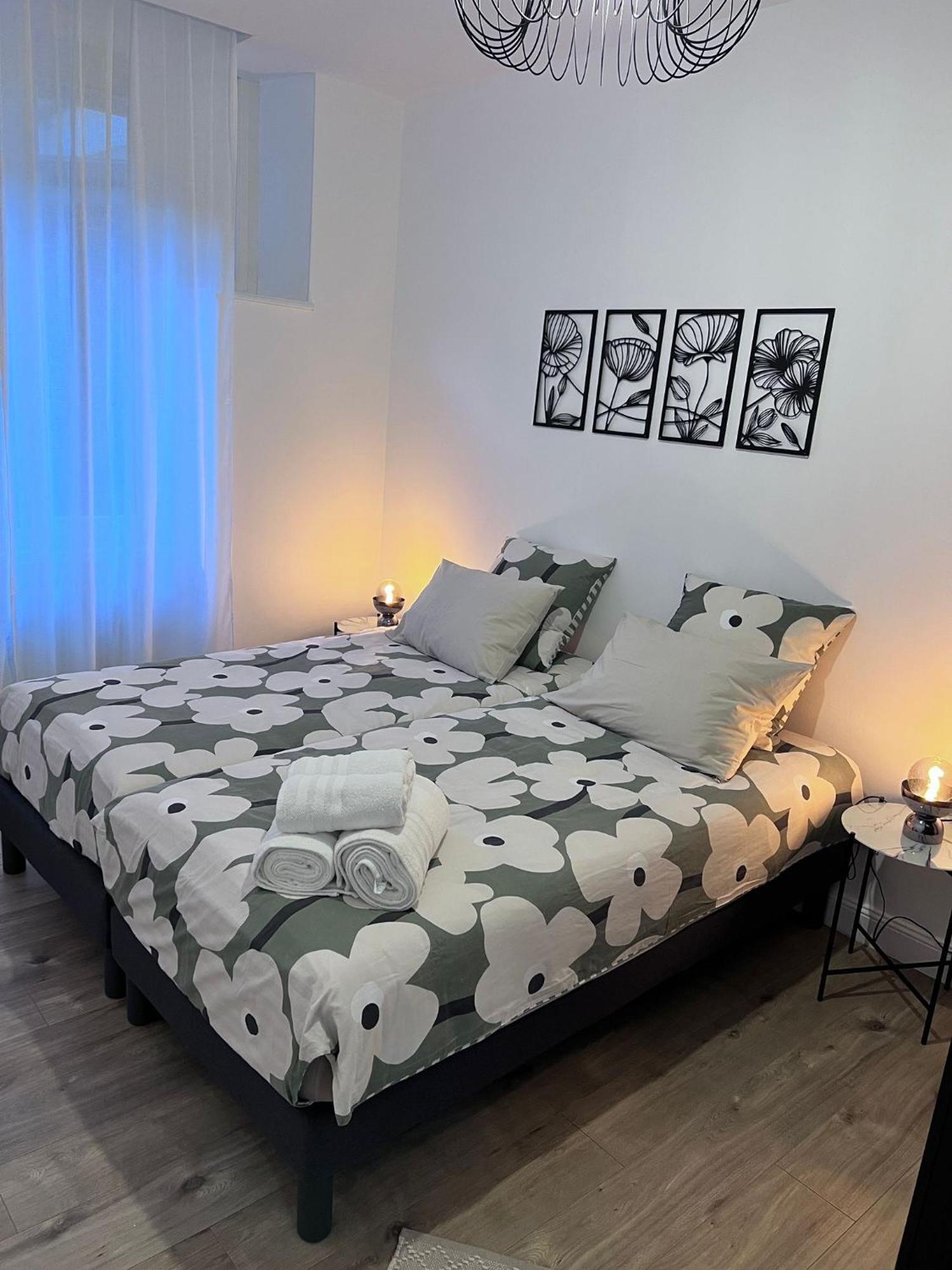 Le Rapp 6, Appartement De Standing 3 Chambres, 7 Personnes &1 Bebe, Cosy Et Familial Ultra Equipe Emplacement Ideal Proche Gare Centre Ville Marches De Noel Quartier Tribunal Contades Страсбург Екстериор снимка