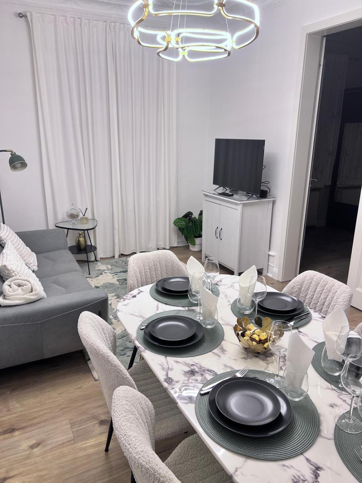 Le Rapp 6, Appartement De Standing 3 Chambres, 7 Personnes &1 Bebe, Cosy Et Familial Ultra Equipe Emplacement Ideal Proche Gare Centre Ville Marches De Noel Quartier Tribunal Contades Страсбург Екстериор снимка